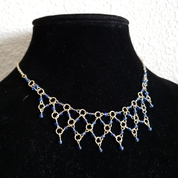 Dainty Blue 90s Choker Unlisted Necklace- 19 - Picture 4 of 11